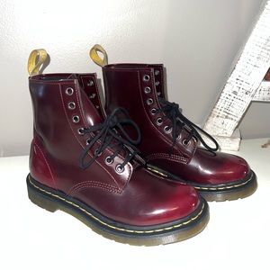 Dr. Martens 1460 Cherry red